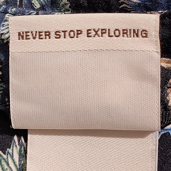 The North Face Men's Large Black Button Down Shirt - Picture 11 of 12